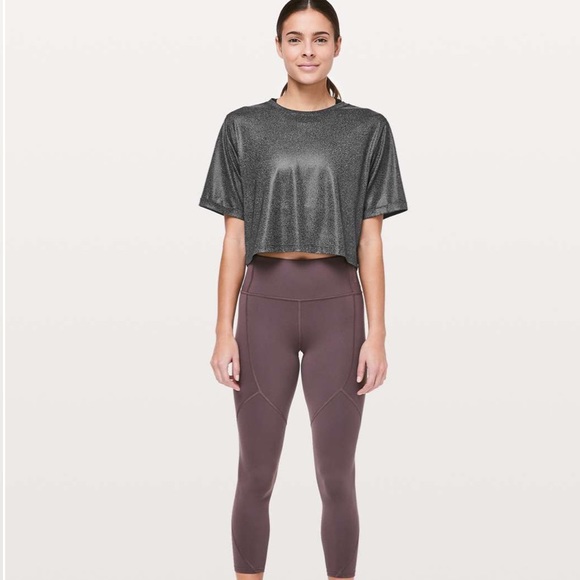 Lululemon X SoulCycle To The Beat Tee - Picture 4 of 14